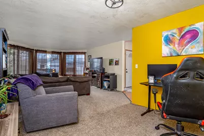 1860 Cottonwood Drive, Central Point, OR 97502 - Photo 6