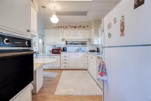 3500 Summers Ln, Klamath Falls, OR 97603 - Photo 6