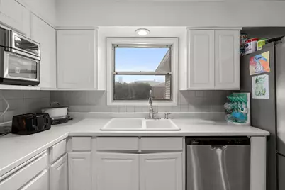 1201 Murray Avenue, Medford, OR 97501 - Photo 4