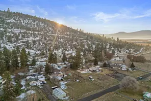 1335 Shadow Ln, Klamath Falls, OR 97601 - Photo 32