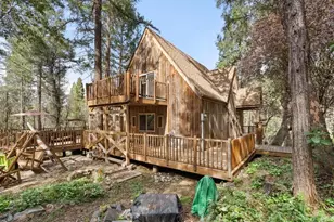 1584 Yale Creek Rd, Jacksonville, OR 97530 - Photo 28