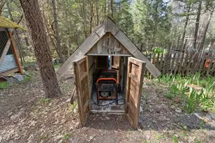 1584 Yale Creek Rd, Jacksonville, OR 97530 - Photo 34