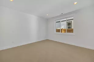 20505 Aberdeen Dr, Bend, OR 97702 - Photo 16