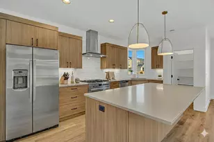 20505 Aberdeen Dr, Bend, OR 97702 - Photo 10