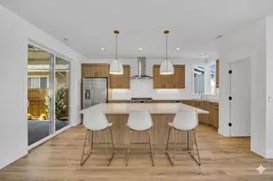 20505 Aberdeen Dr, Bend, OR 97702 - Photo 4