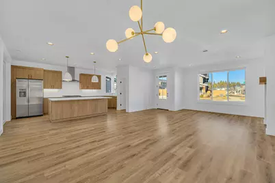 20505 Aberdeen Drive, Bend, OR 97702 - Photo 10