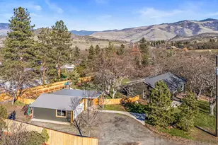 10 Velna Way, Ashland, OR 97520 - Photo 1