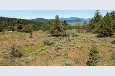 996 Abbott Mountain Way, Klamath Falls, OR 97603 - Photo 8