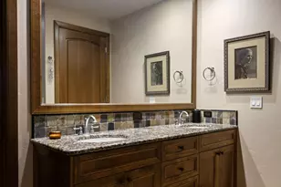 363 Bluff Dr, Bend, OR 97702 - Photo 20