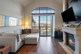 363 Bluff Dr, Bend, OR 97702 - Photo 10