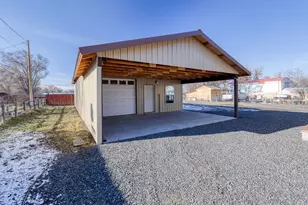 3218 Summers Ln, Klamath Falls, OR 97603 - Photo 18