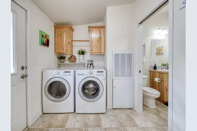 3218 Summers Lane, Klamath Falls, OR 97603 - Photo 10