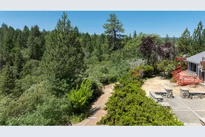 300 Work Lane, Grants Pass, OR 97527 - Photo 30