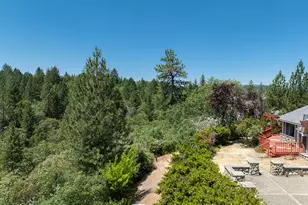 300 Work Ln, Grants Pass, OR 97527 - Photo 30