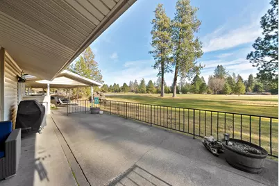 61022 Parrell Road, Bend, OR 97702 - Photo 28