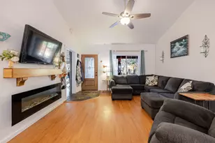 17253 Widgeon Dr, Bend, OR 97707 - Photo 8