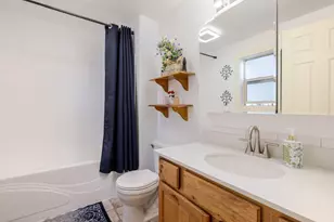 17253 Widgeon Dr, Bend, OR 97707 - Photo 16