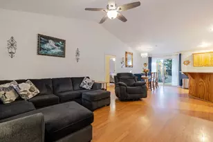 17253 Widgeon Dr, Bend, OR 97707 - Photo 12