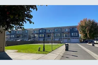 341 Englemann Lane, Medford, OR 97501 - Photo 4