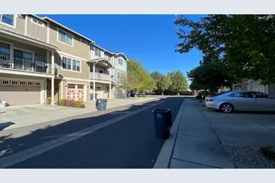 341 Englemann Lane, Medford, OR 97501 - Photo 6