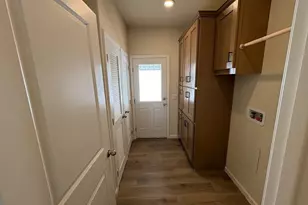 93 Northridge Terrace, Medford, OR 97501 - Photo 8