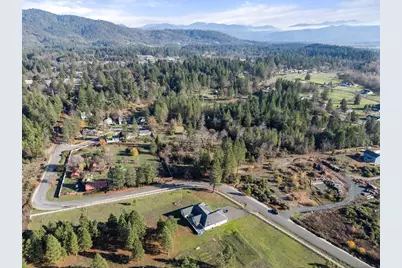 681 Daisy Hill Road, Cave Junction, OR 97523 - Photo 8