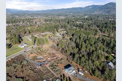 681 Daisy Hill Road, Cave Junction, OR 97523 - Photo 4