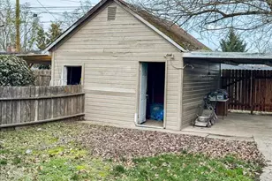 421 Benson St, Medford, OR 97501 - Photo 14