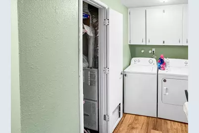 421 Benson Street, Medford, OR 97501 - Photo 10