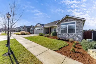 2645 Farmington Ave, Medford, OR 97504 - Photo 4