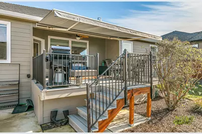 2645 Farmington Avenue, Medford, OR 97504 - Photo 40