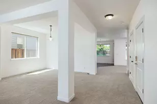 2934 NE Dogwood Dr, Bend, OR 97701 - Photo 8