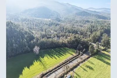 275 Hyde Park Road SW, Grants Pass, OR 97527 - Photo 26