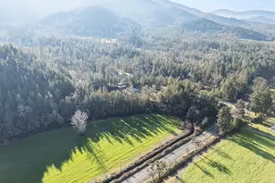 275 Hyde Park Road SW, Grants Pass, OR 97527 - Photo 26