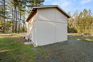 275 Hyde Park Road SW, Grants Pass, OR 97527 - Photo 8