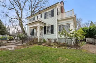 1320 E Main St, Medford, OR 97504 - Photo 10