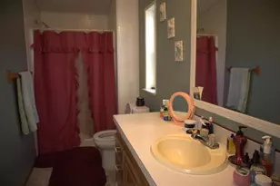 22071 Hwy 62, Shady Cove, OR 97539 - Photo 18