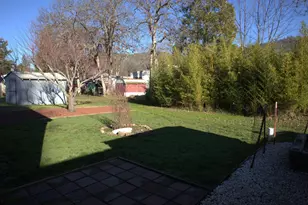 22071 Hwy 62, Shady Cove, OR 97539 - Photo 22