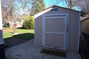 22071 Hwy 62, Shady Cove, OR 97539 - Photo 20