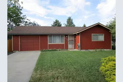 2634 SW Umatilla Court, Redmond, OR 97756 - Photo 1