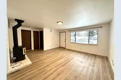 2634 SW Umatilla Court, Redmond, OR 97756 - Photo 4