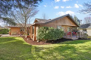 2489 Senate Way, Medford, OR 97504 - Photo 30