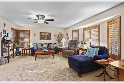 2489 Senate Way, Medford, OR 97504 - Photo 6