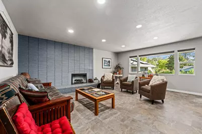 740 NW Kinney Street, Grants Pass, OR 97526 - Photo 8