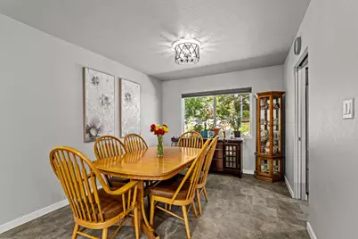 740 NW Kinney Street, Grants Pass, OR 97526 - Photo 10