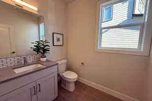 21836 SE Stromboli Ct, Bend, OR 97702 - Photo 4