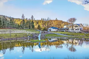 7555 E Antelope Rd, Eagle Point, OR 97524 - Photo 2