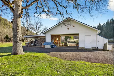 7555 E Antelope Road, Eagle Point, OR 97524 - Photo 46