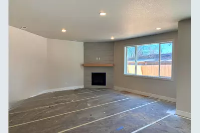 61437 SE Daybreak Court #Lot 9, Bend, OR 97702 - Photo 4