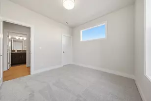 61437 SE Daybreak Ct, Bend, OR 97702 - Photo 40